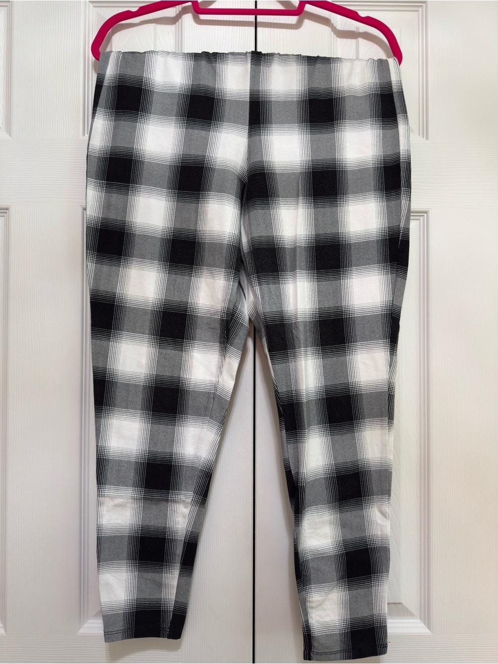 TORRID - Full Length Legging, Black and White Plaid Plus Size